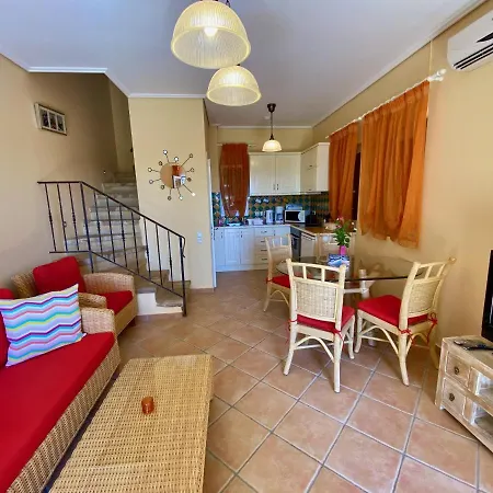 La Riviera Seaside & 4* Barbati