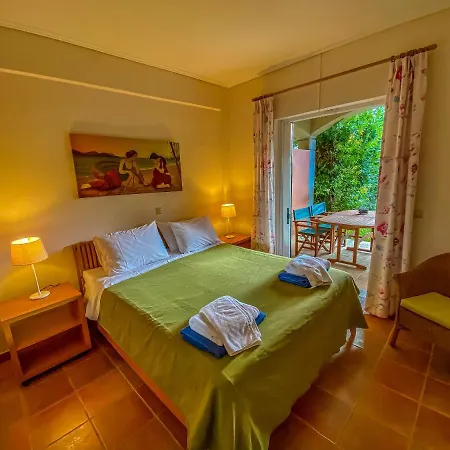 La Riviera Seaside & 4*