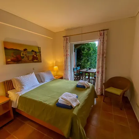 La Riviera Seaside & 4*