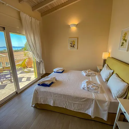 La Riviera Seaside & Aparthotel 4*