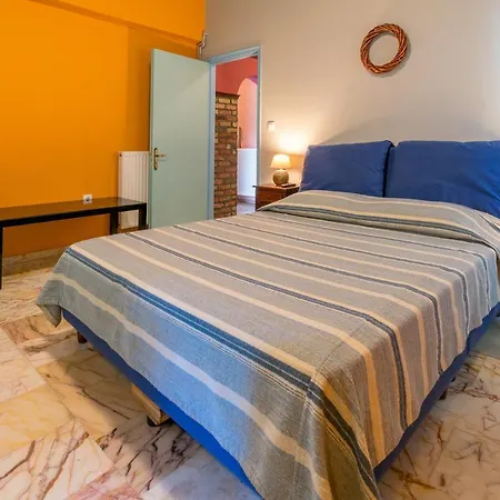 Aparthotel Yannis