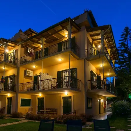 Yannis Aparthotel 3*
