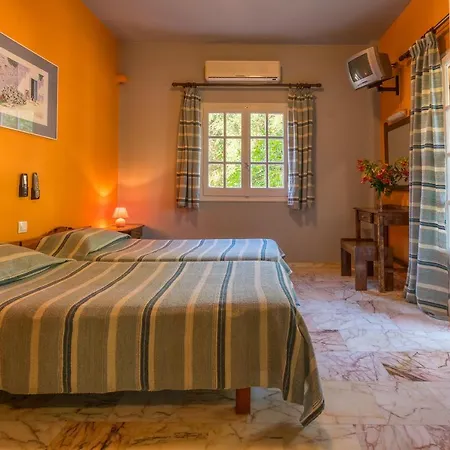 Aparthotel Yannis 3*