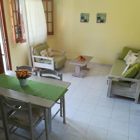 Olga's Garden Apartment