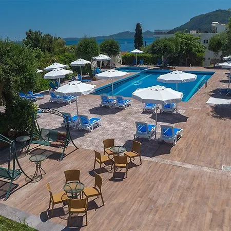 Alexandros Hotel