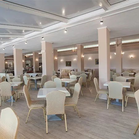 Hotel Alexandros 4*
