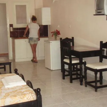 Apartment Magdalena Corfu Self Catered Family Studio For 5 Persons *