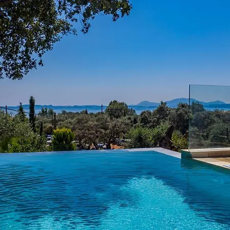 La Riviera Seaside & Aparthotel