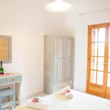 Dalia Apartment *