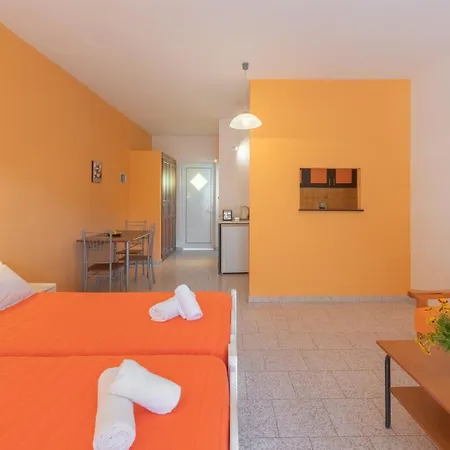 Aparthotel Crystal Blue Hotel, 3*