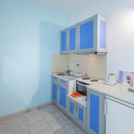 Aparthotel Crystal Blue Hotel, 3*