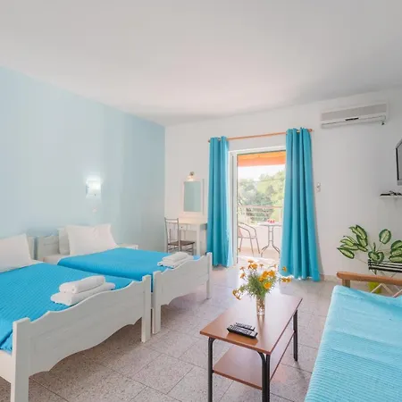 Aparthotel Crystal Blue Hotel,