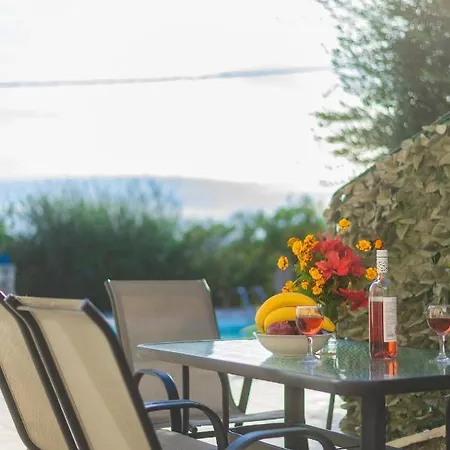 Crystal Blue Hotel, Aparthotel 3*