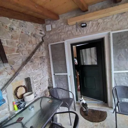 Country-bumpkin's House Holiday home
