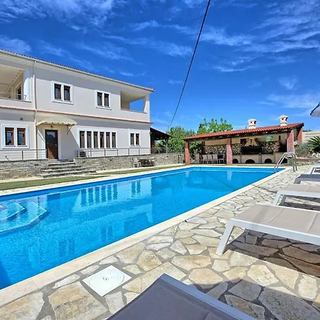 Villa Acharavi By Posarellivillas