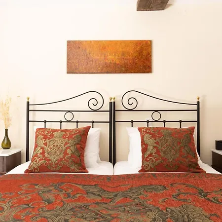 The Merchants House Gasthof 4*