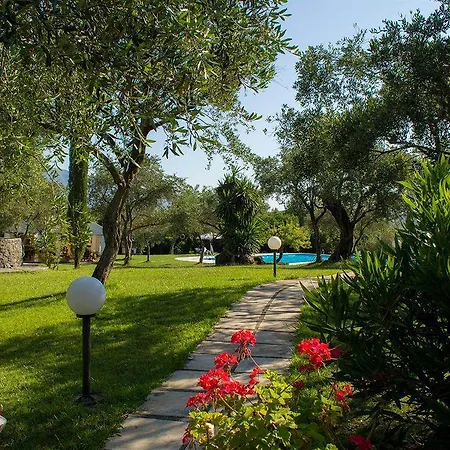 Saint Nicholas Hotel 3*