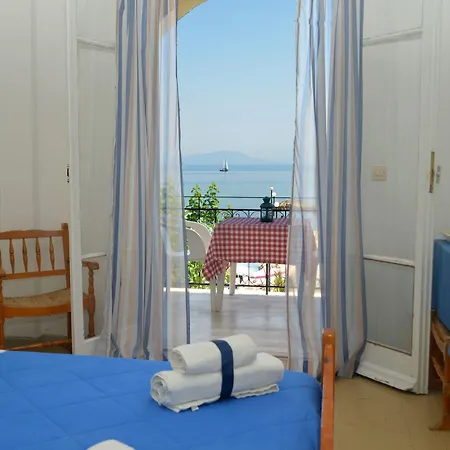 Eros Hotel 2*