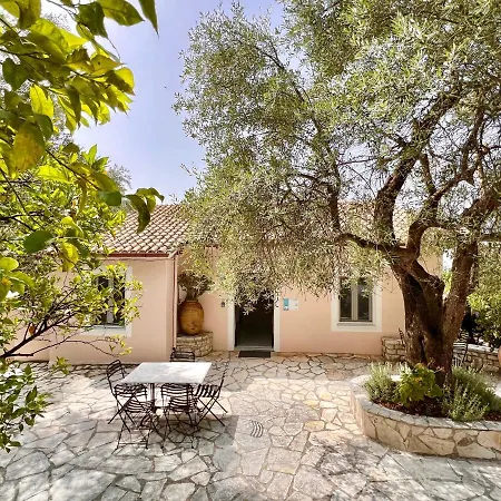 Aliki Nissaki With Private Pool By Dadovillas Nisaki (Corfu)