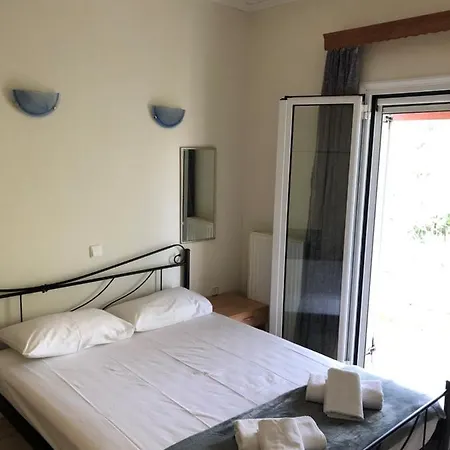 Hill House Ferienhaus Agios Georgios Pagon