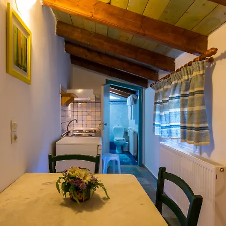 Aparthotel Yannis 3*