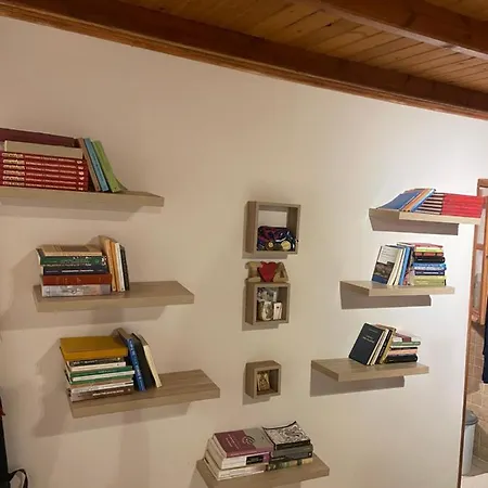 μονοκατοικία στη μηλιά κυνοπιαστων κέρκυρας * Kynopiastai