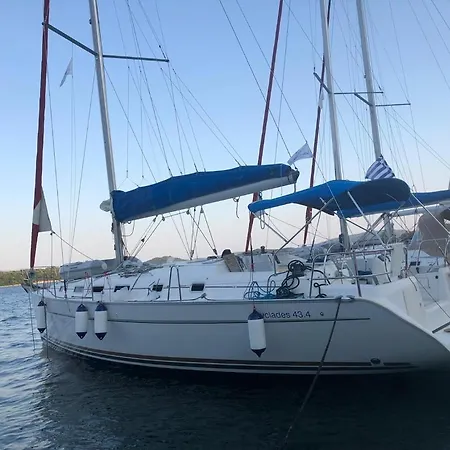 Old Harbor Corfu Yachts