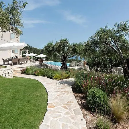 Villa Thea Lofou *