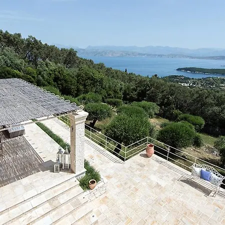 Villa Thea Lofou *