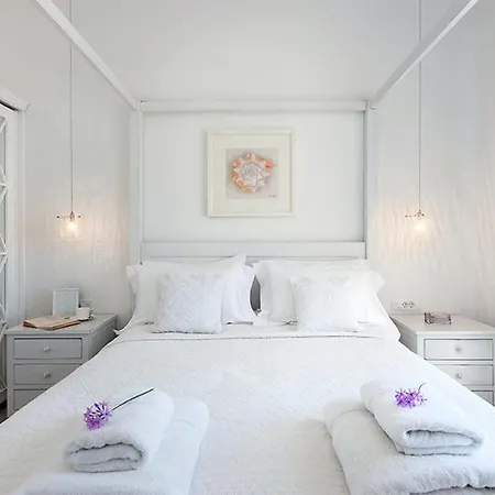 Thea Lofou Villa