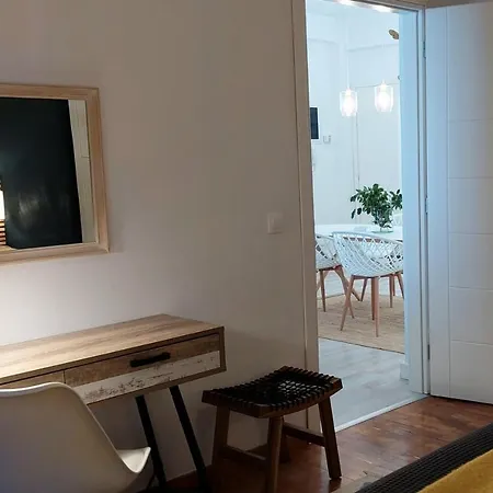 Aay- Corfu Town & Sea 2bedroom Renovated + Lift / Comfy&design+wifi Apartment *
