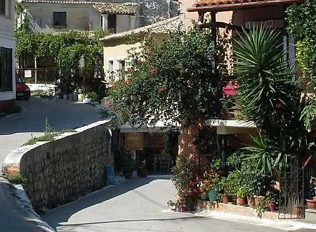 Hill House Ferienhaus Agios Georgios Pagon