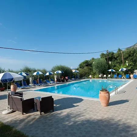 Aparthotel Crystal Blue Hotel,