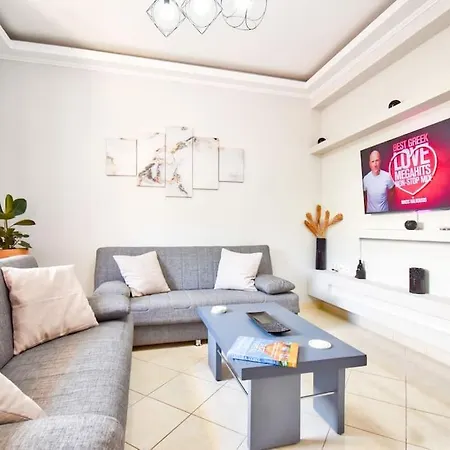 Kosmas Family House Apartment