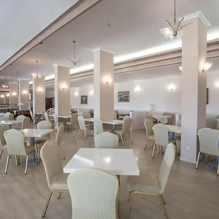 Hotel Alexandros 4*