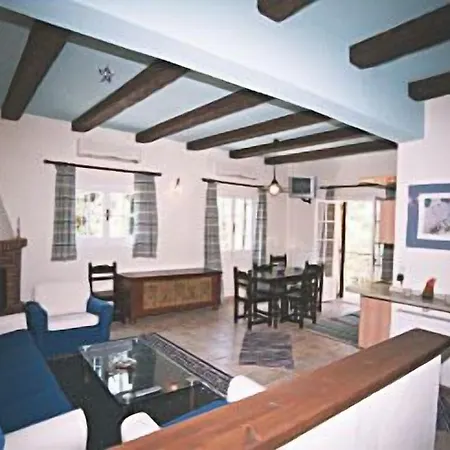 Aparthotel Yannis