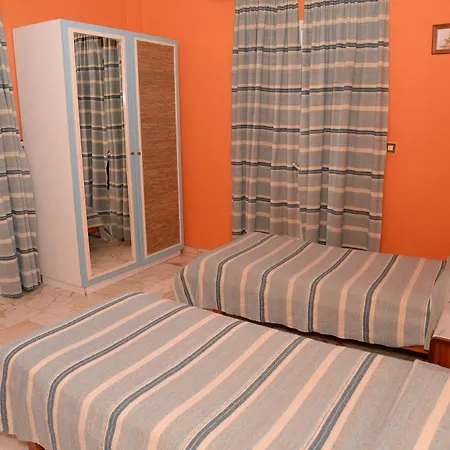 Aparthotel Yannis