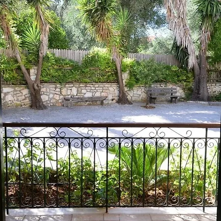 Aparthotel Yannis 3*