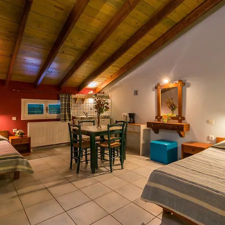 Aparthotel Yannis