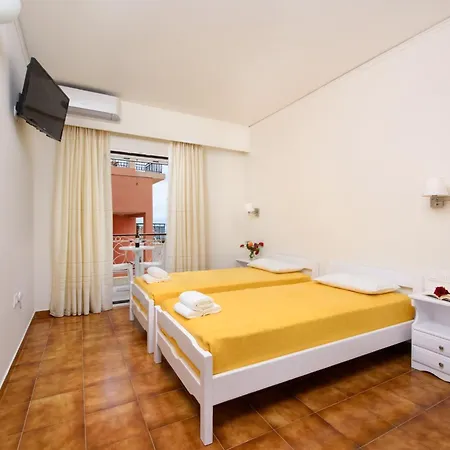 Filoxenia Kirki Aparthotel Benitses (Corfu)