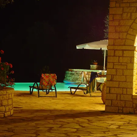 Maro * Agios Stefanos (Thinali)