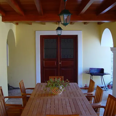 Maro Villa Agios Stefanos (Thinali)