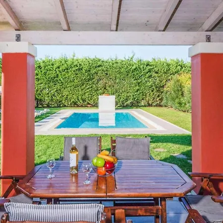 Pitteri Villa *