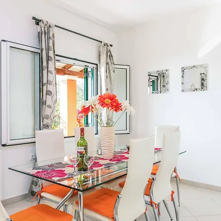 Yiannakis Villa *