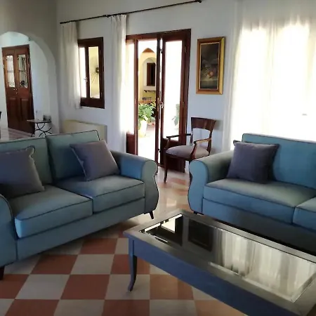 Maro Villa *