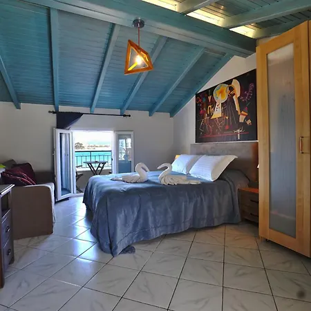 Anemomilos Sea View Penthouse Apartment