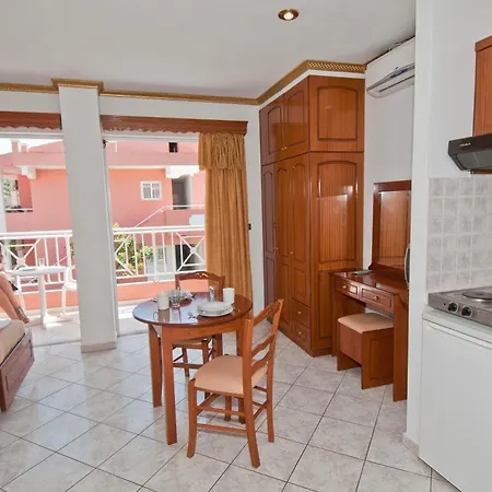 Aparthotel Angelina Hotel&apartments