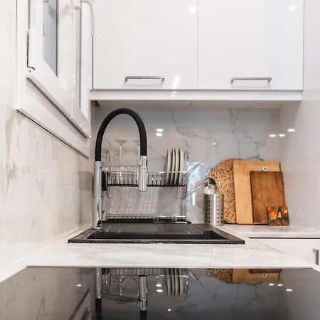 Apartment Eucalyptus Corfu Town - Starlink *