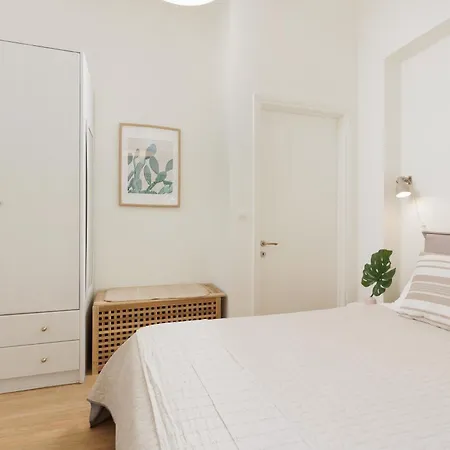 Aloe Apartment *