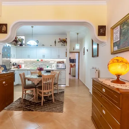 Doris House By Guestcorfu Apartment *